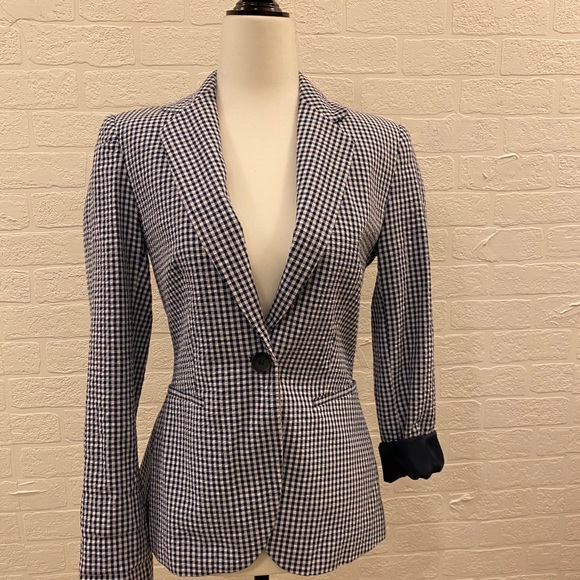Zara women’s blazer